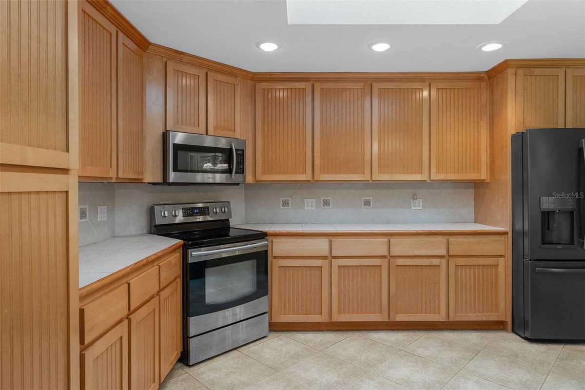 5931 BROOKGREEN DRIVE — photo 14 of 44