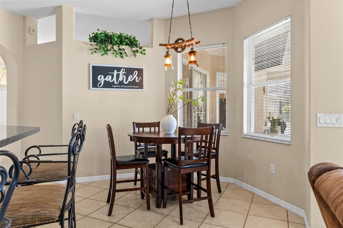 622 GOLF COURSE PARKWAY — photo 18 of 51