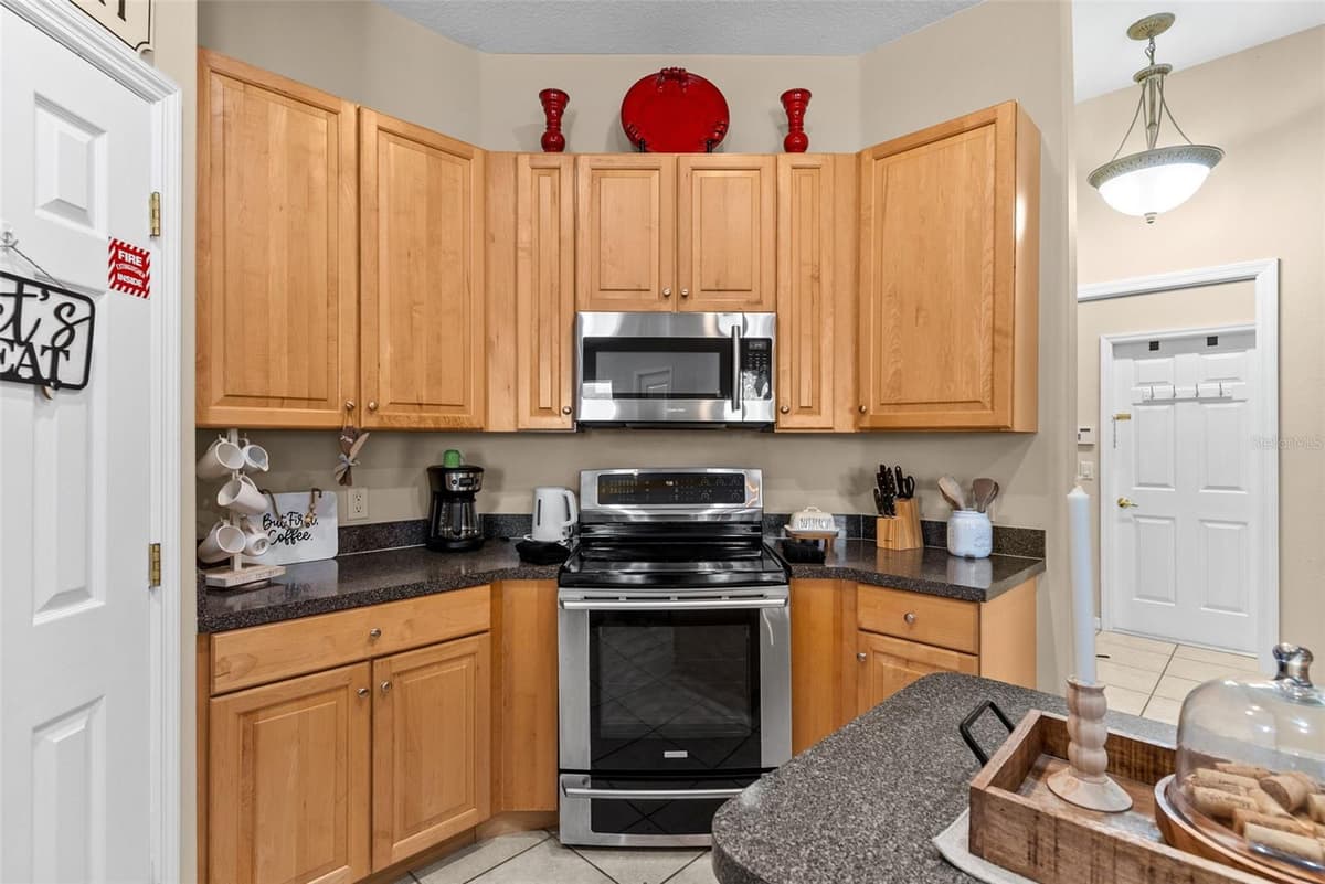 622 GOLF COURSE PARKWAY — photo 16 of 51