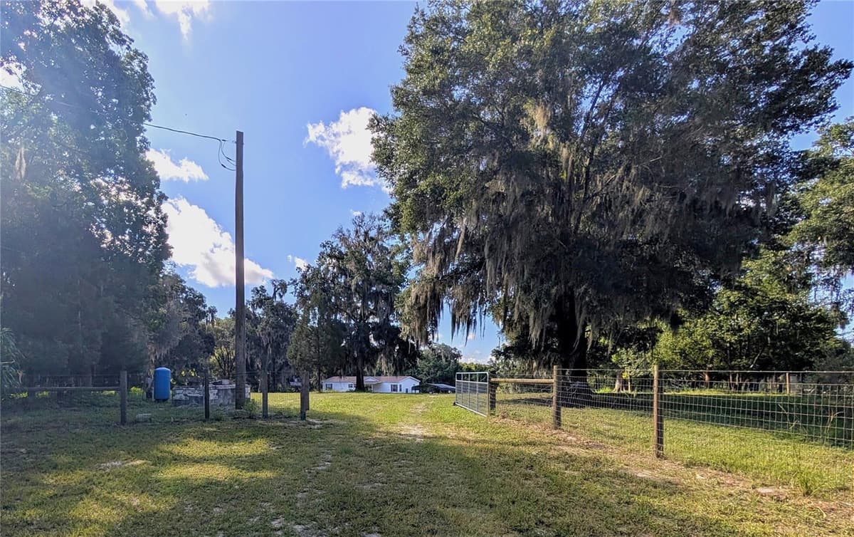123 AMOS ROAD — photo 32 of 33