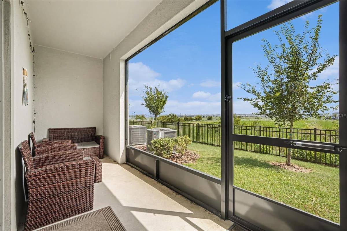 32137 POWDERPUFF MIMOSA DRIVE — photo 2 of 27