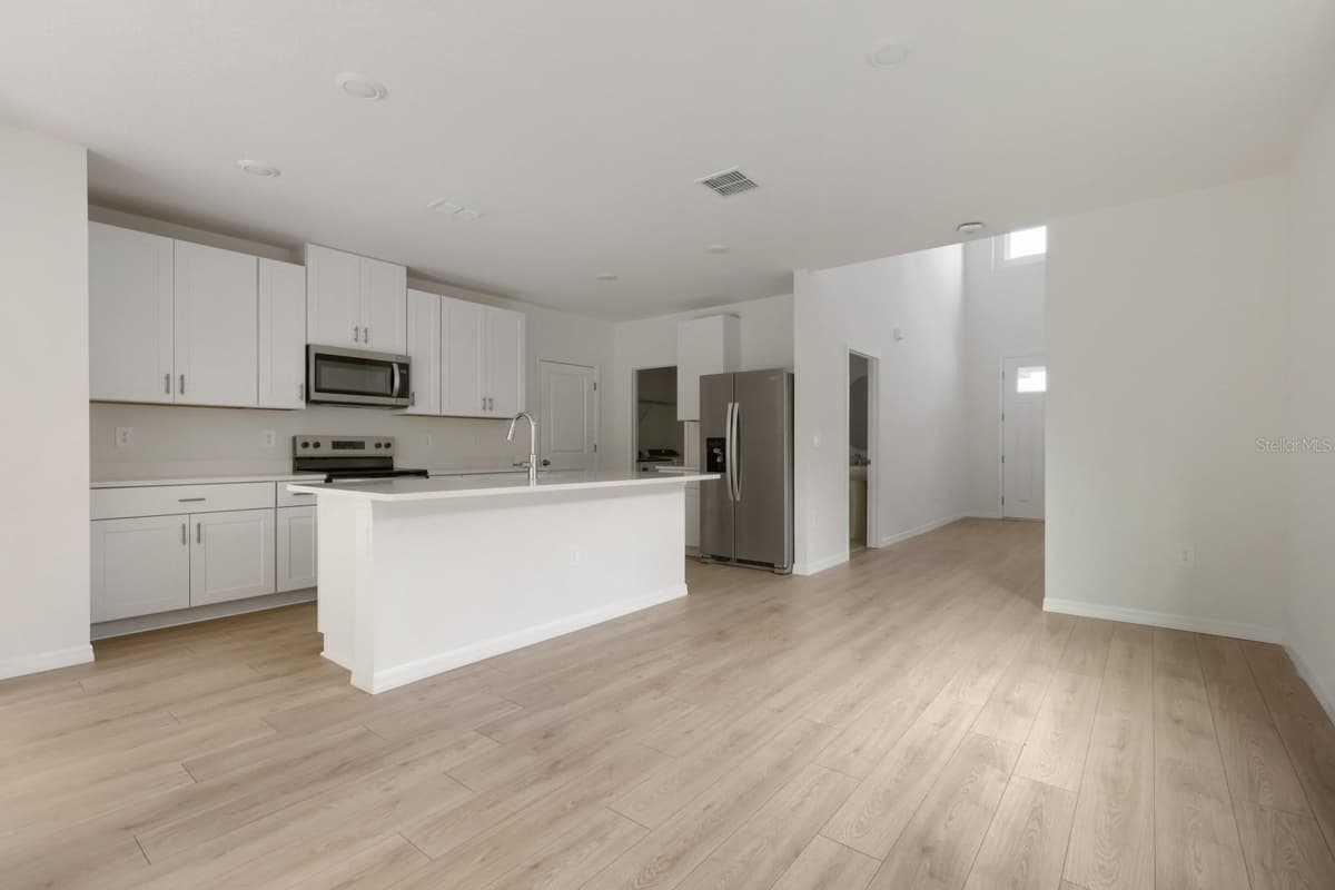 7426 MIA VINE DRIVE — photo 6 of 31