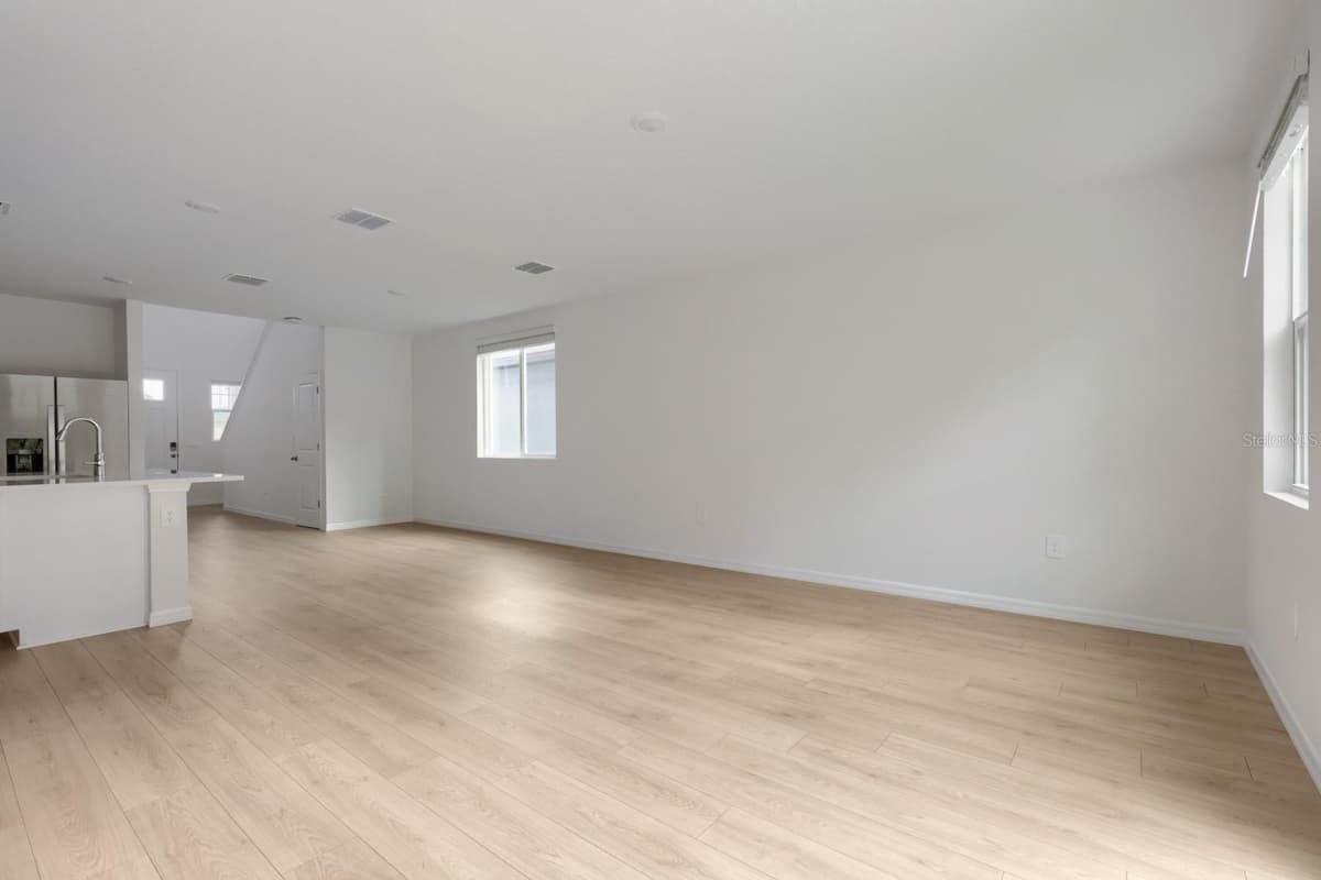 7426 MIA VINE DRIVE — photo 5 of 31