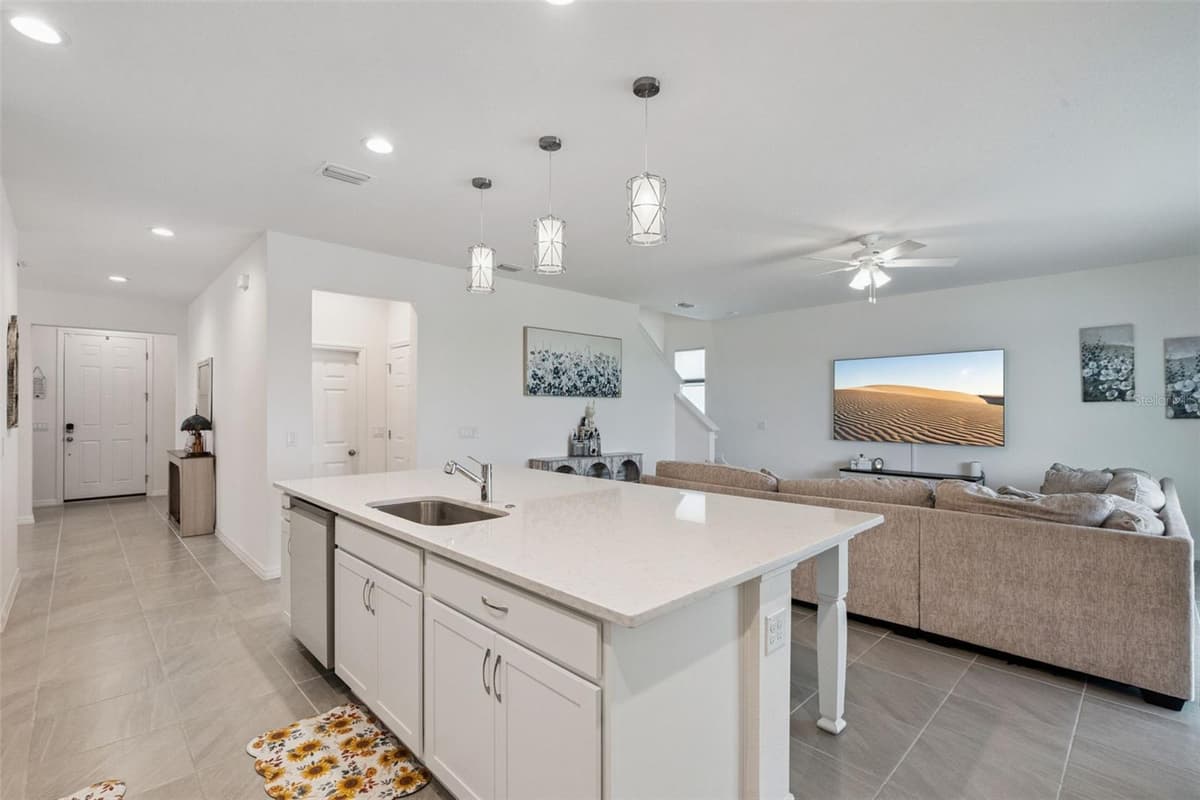 6808 SERPENT HAWK LANE — photo 13 of 64