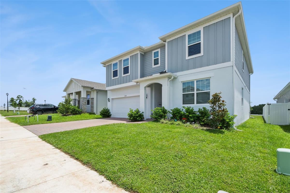 6808 SERPENT HAWK LANE — photo 4 of 64
