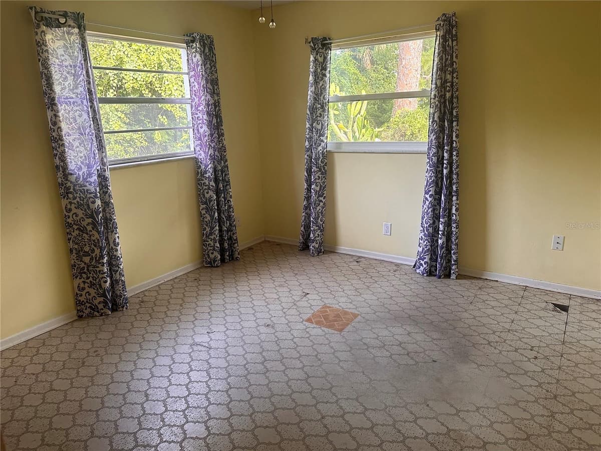 401 CHERRY STREET — photo 7 of 14