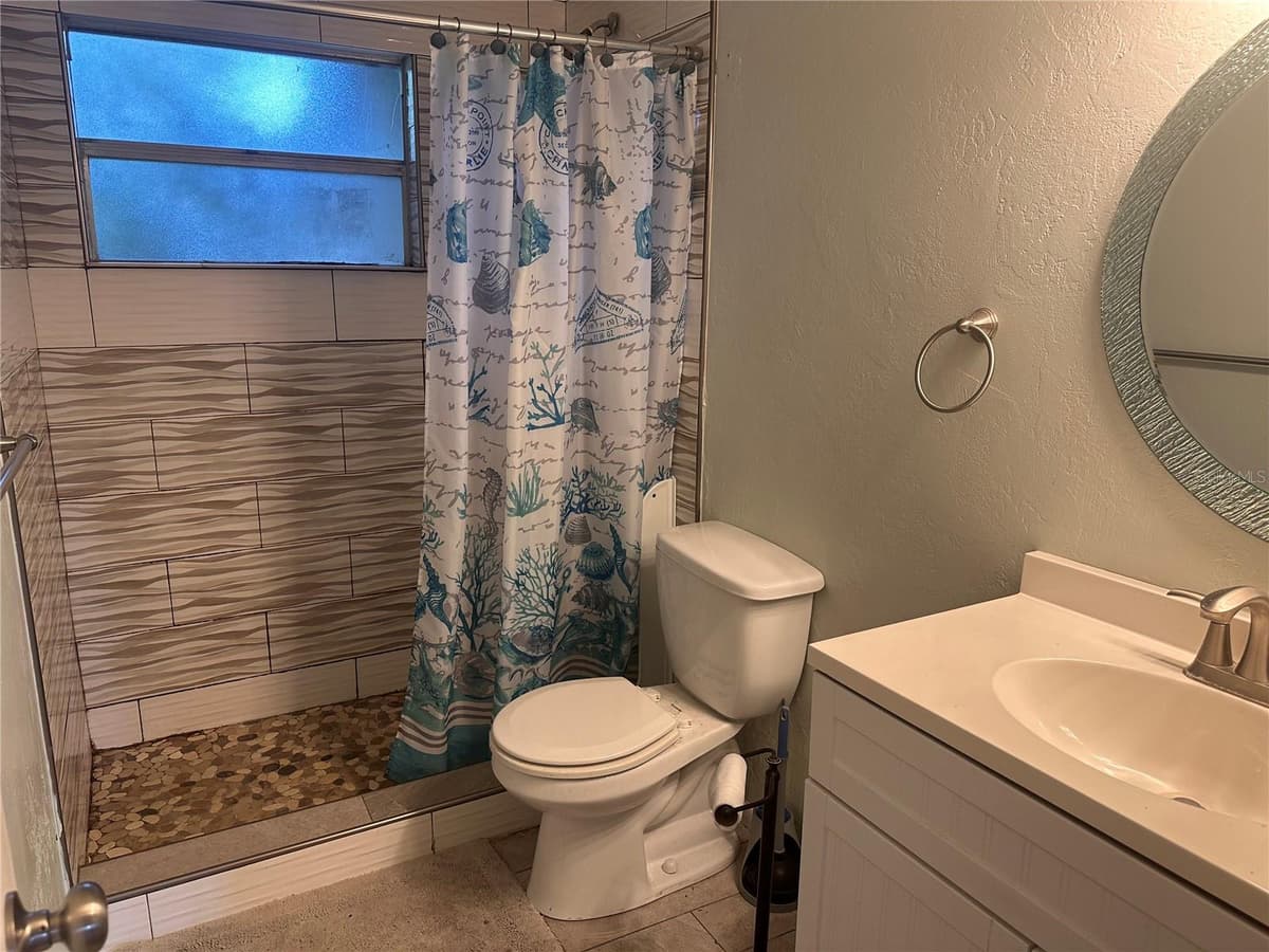 401 CHERRY STREET — photo 9 of 14