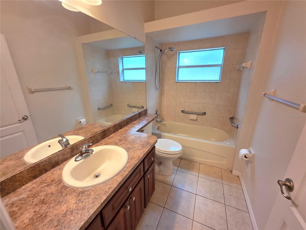 4266 HIGH RIDGE AVENUE — photo 18 of 20