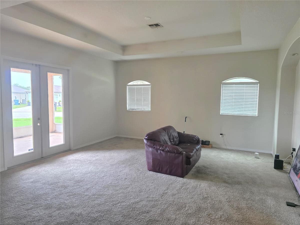 4266 HIGH RIDGE AVENUE — photo 7 of 20