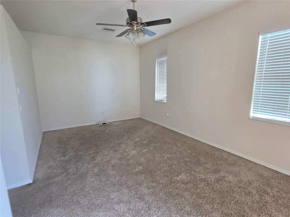4266 HIGH RIDGE AVENUE — photo 11 of 20