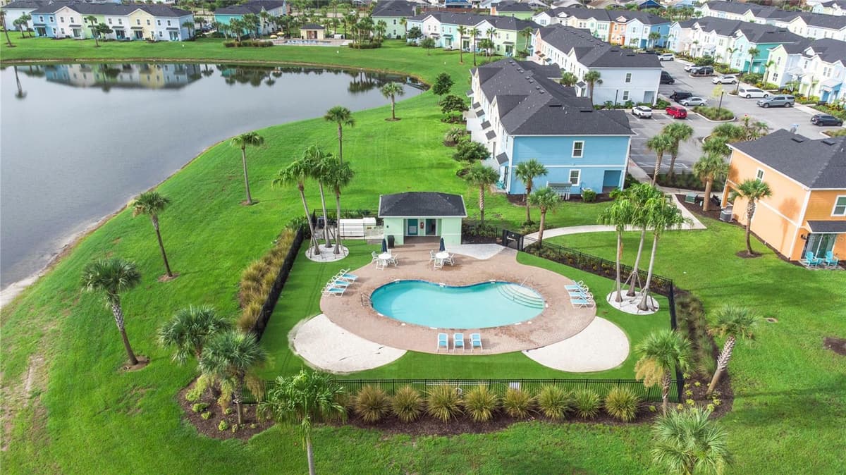 3069 CARIBBEAN SOUL DRIVE — photo 29 of 43