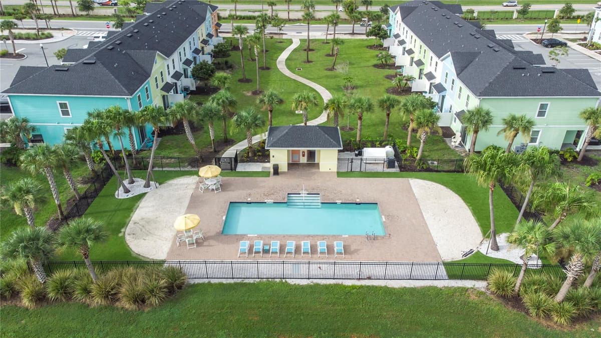 3069 CARIBBEAN SOUL DRIVE — photo 31 of 43