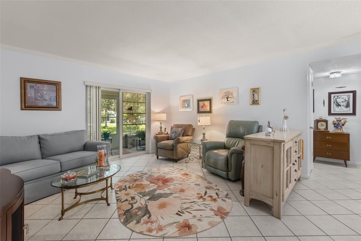 4740 AVON COURT — photo 6 of 33