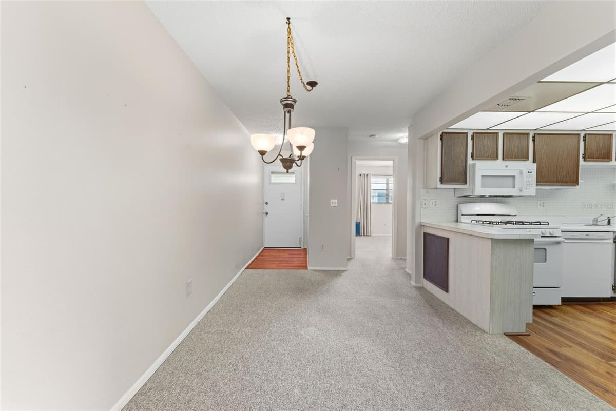 5980 80TH STREET — photo 5 of 19