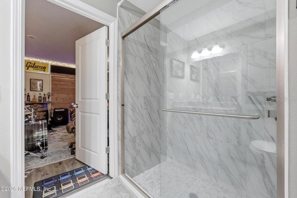 4405 SUSAN STREET — photo 23 of 30