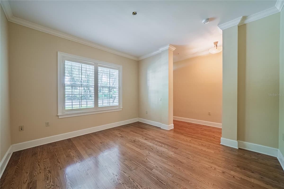 1331 COUNTRY CLUB OAKS CIRCLE — photo 6 of 55