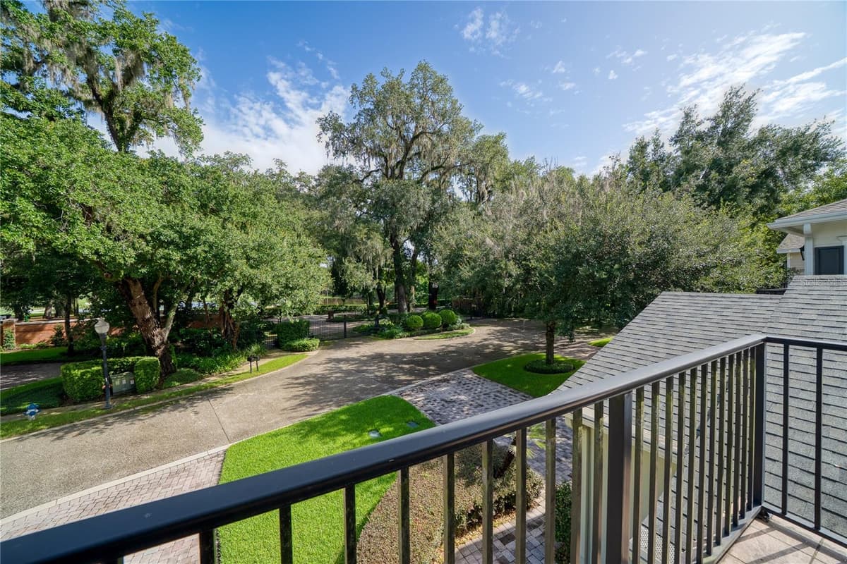 1331 COUNTRY CLUB OAKS CIRCLE — photo 34 of 55