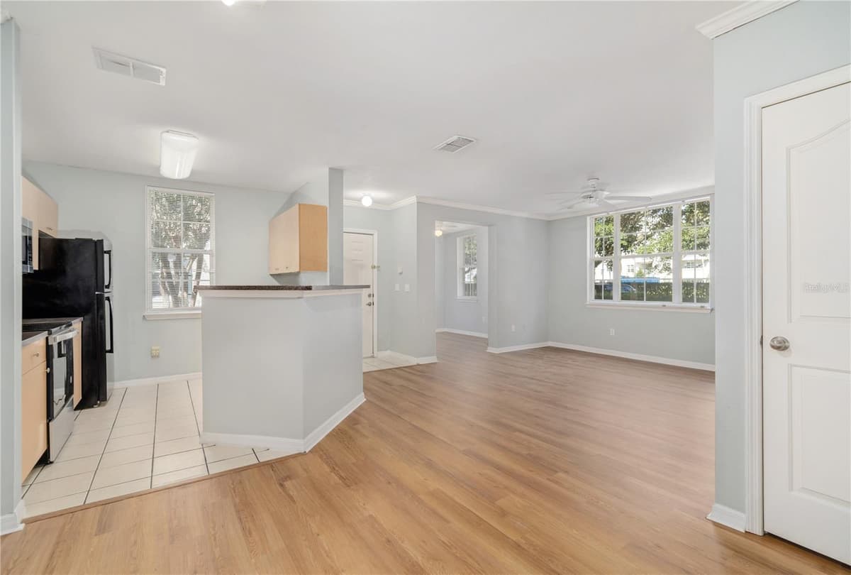 714 SIENA PALM DRIVE — photo 21 of 32