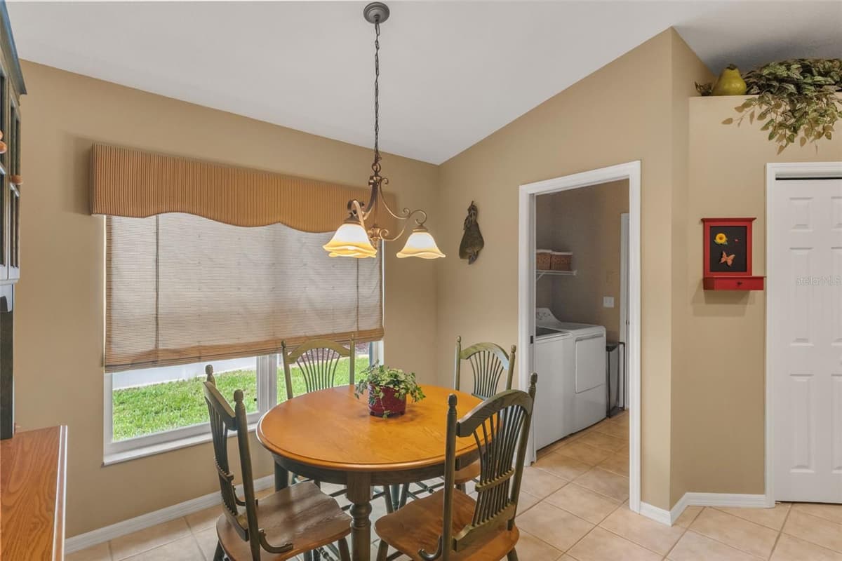 13813 SIGLER STREET — photo 8 of 27