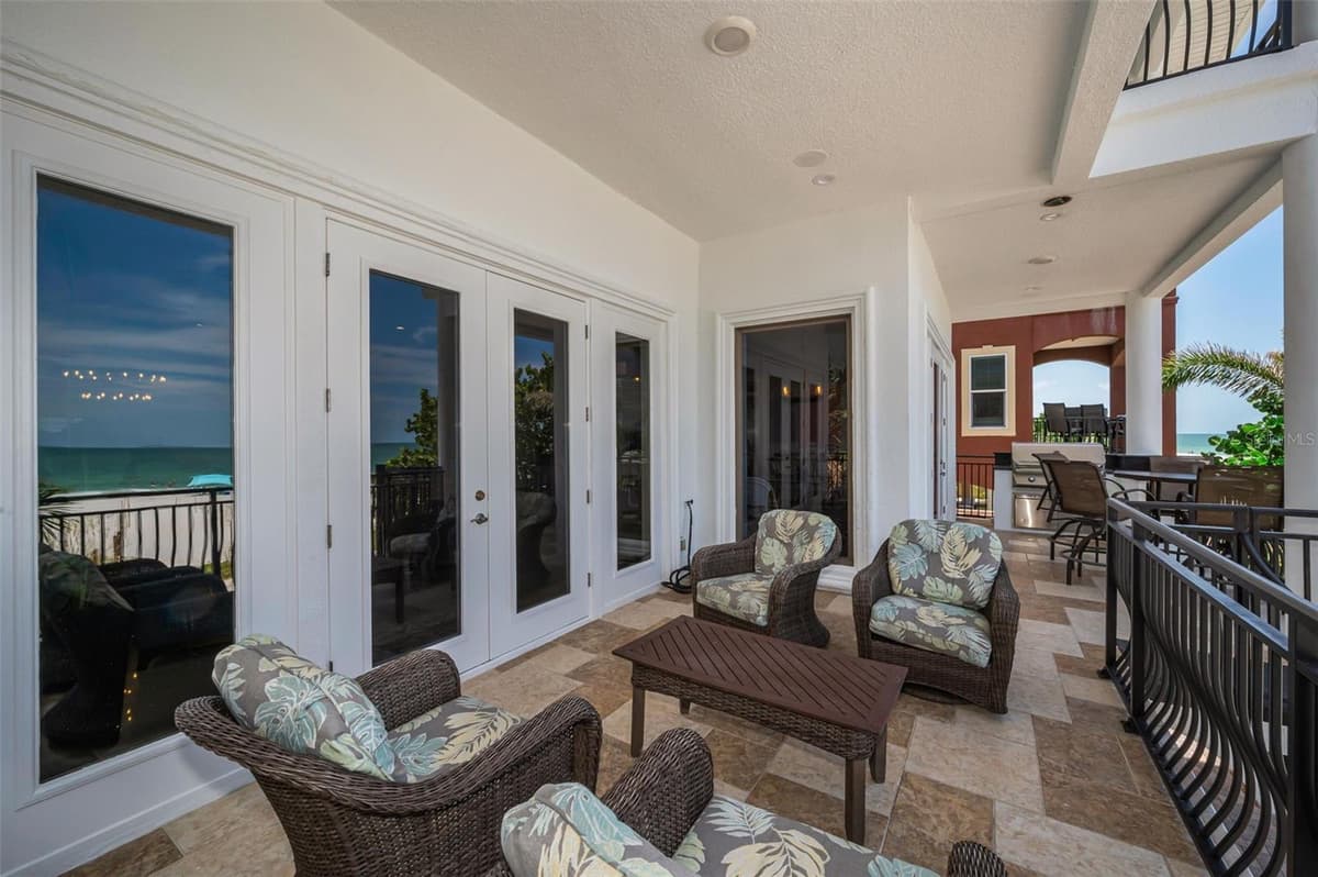 9550 GULF BOULEVARD — photo 34 of 86