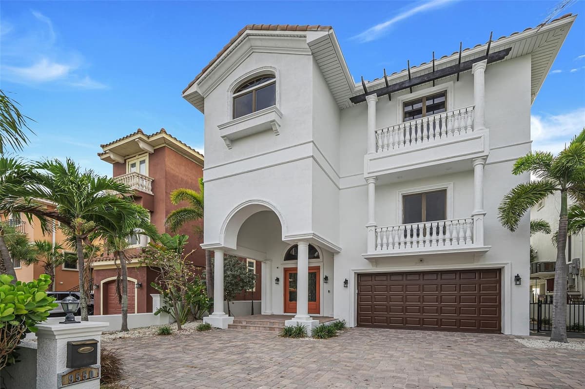 9550 GULF BOULEVARD — photo 1 of 86