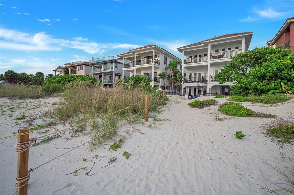 9550 GULF BOULEVARD — photo 76 of 86