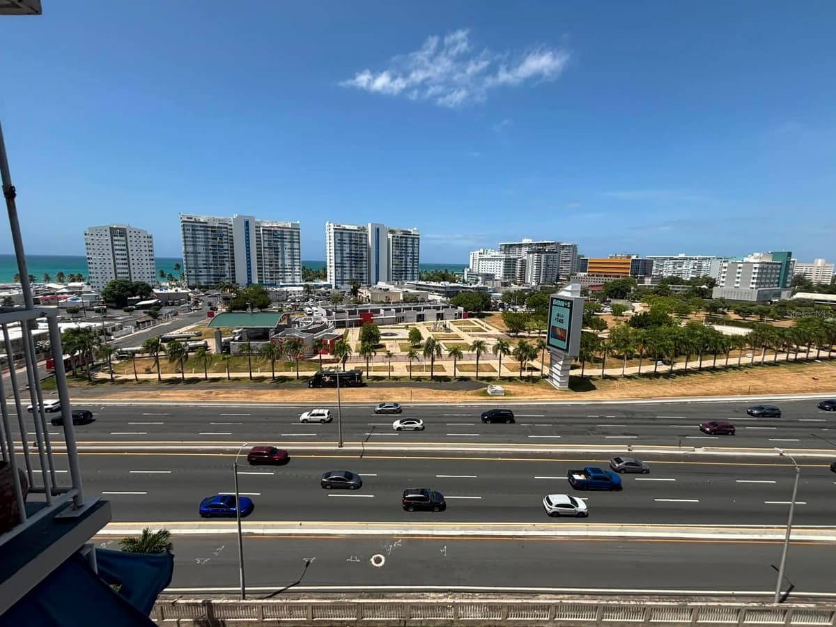 1005 Apt CONDOMINIO MUNDO FELIZ (10MO PISO - BALDORIOTY TOW — photo 4 of 4