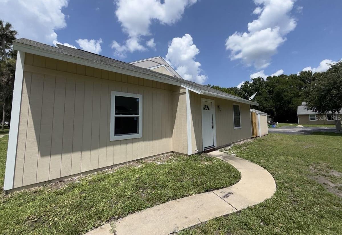 96 TOMOKA MEADOWS BOULEVARD — photo 1 of 7