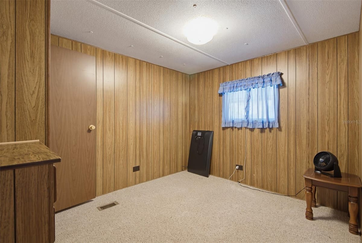 110 CHARLES STREET — photo 15 of 57