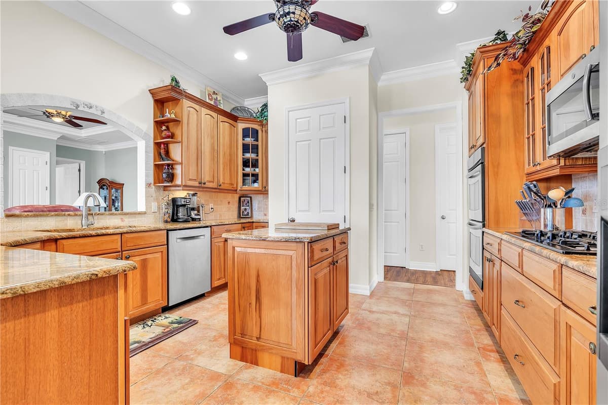 24173 HENRY MORGAN BOULEVARD — photo 4 of 62