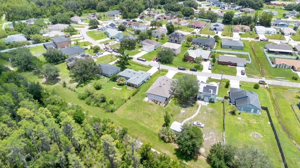 628 REINDEER DRIVE — photo 31 of 34