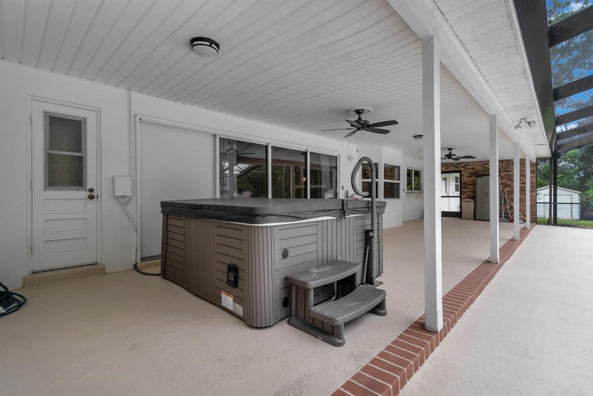112 FOREST PARK COURT — photo 48 of 52