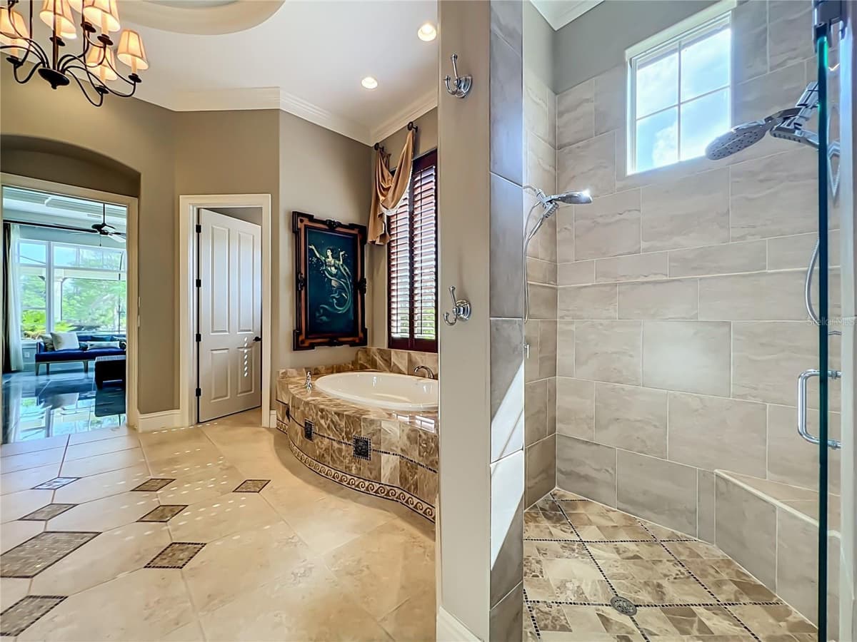 16028 PENDIO DRIVE — photo 36 of 100