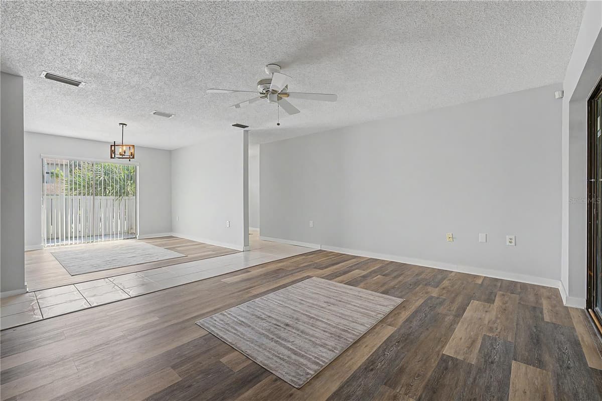 75 POOLE PLACE — photo 14 of 55