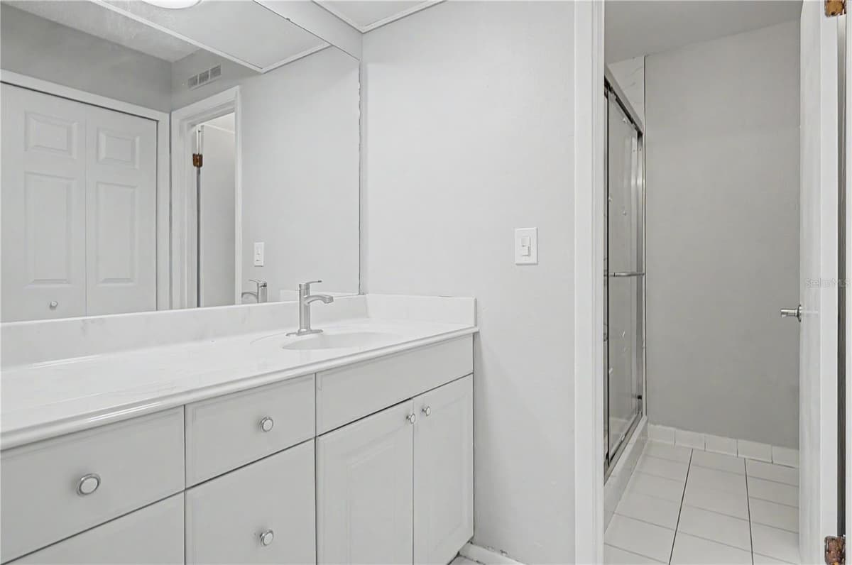 75 POOLE PLACE — photo 17 of 55