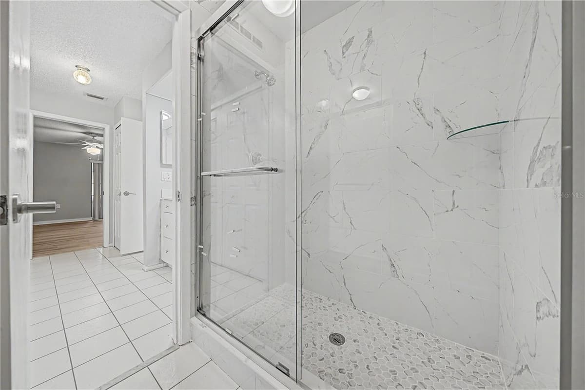 75 POOLE PLACE — photo 18 of 55