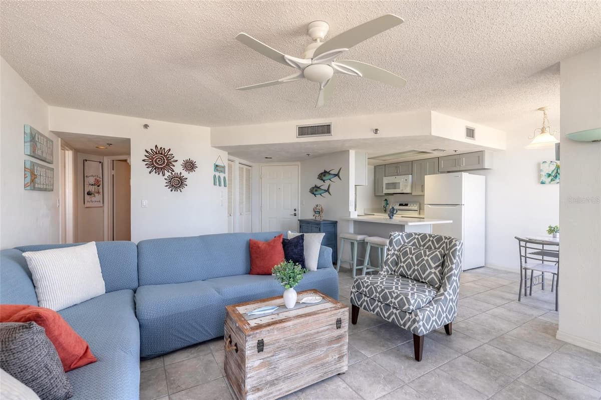 3023 ATLANTIC AVENUE — photo 11 of 55