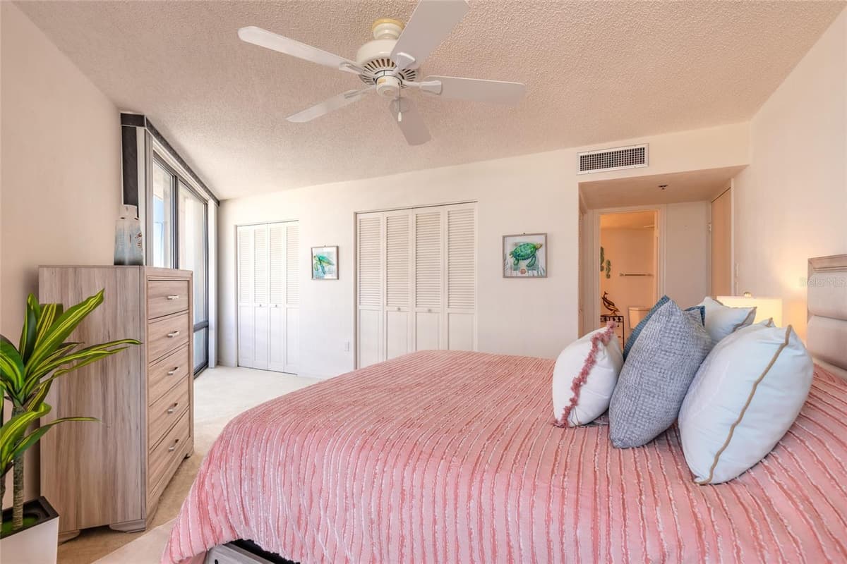 3023 ATLANTIC AVENUE — photo 16 of 55