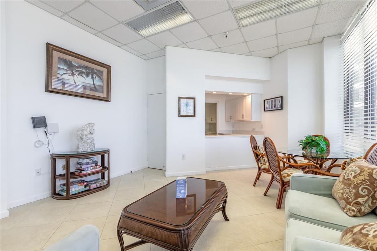 3023 ATLANTIC AVENUE — photo 36 of 55