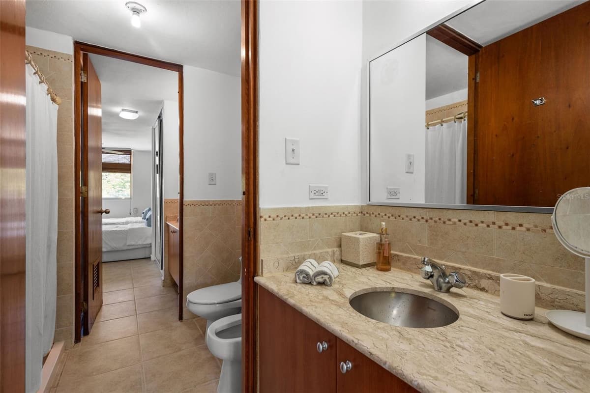 90 CANDELERO DRIVE — photo 20 of 35