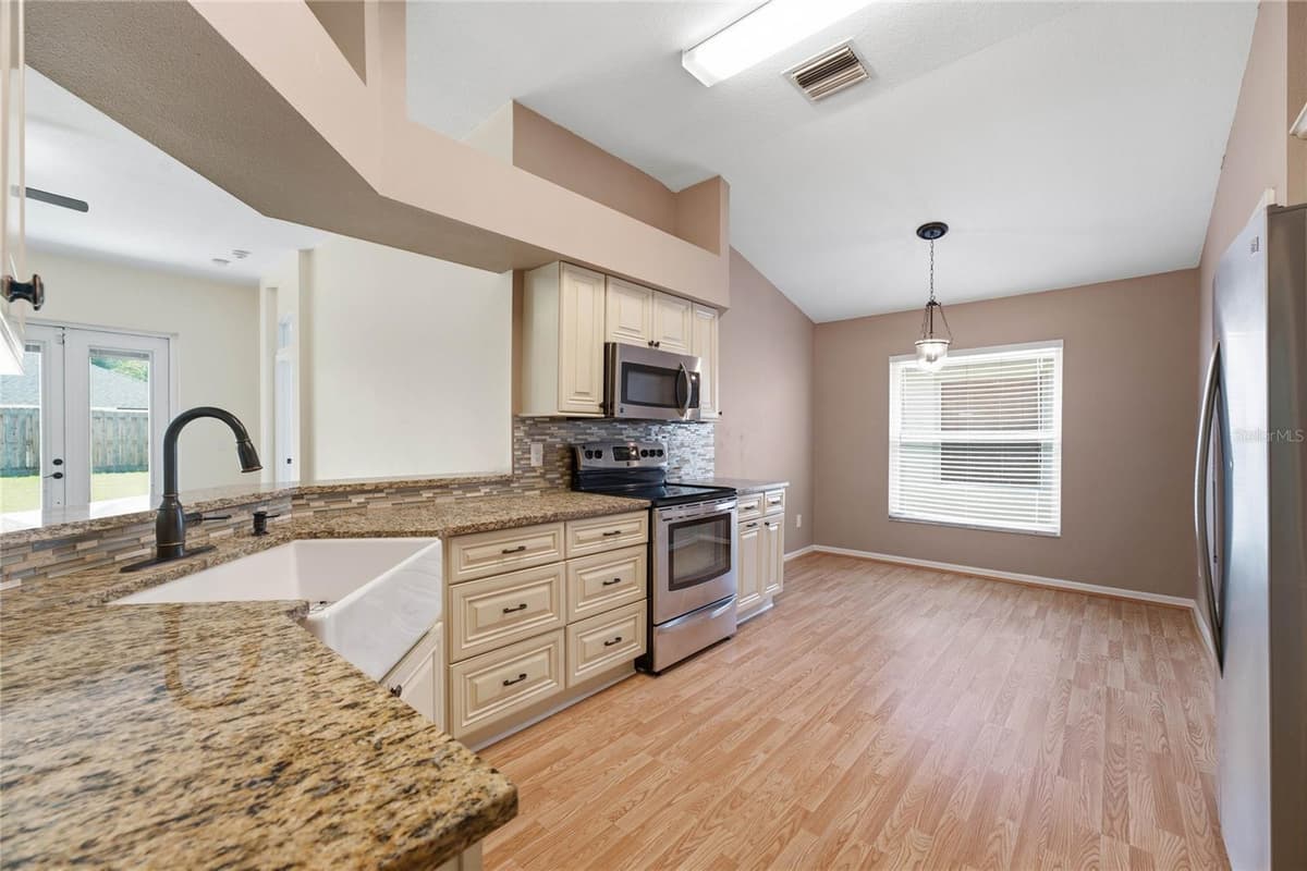 19520 MORDEN BLUSH DRIVE — photo 15 of 36