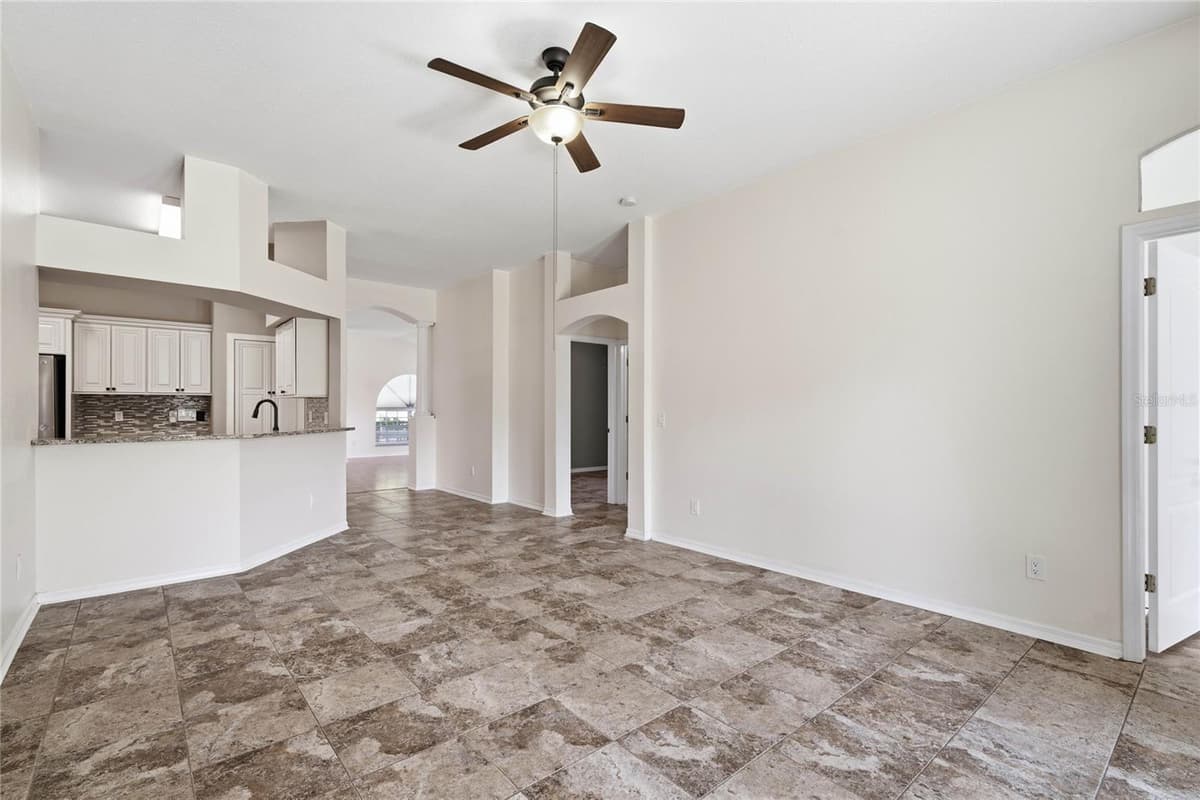 19520 MORDEN BLUSH DRIVE — photo 14 of 36