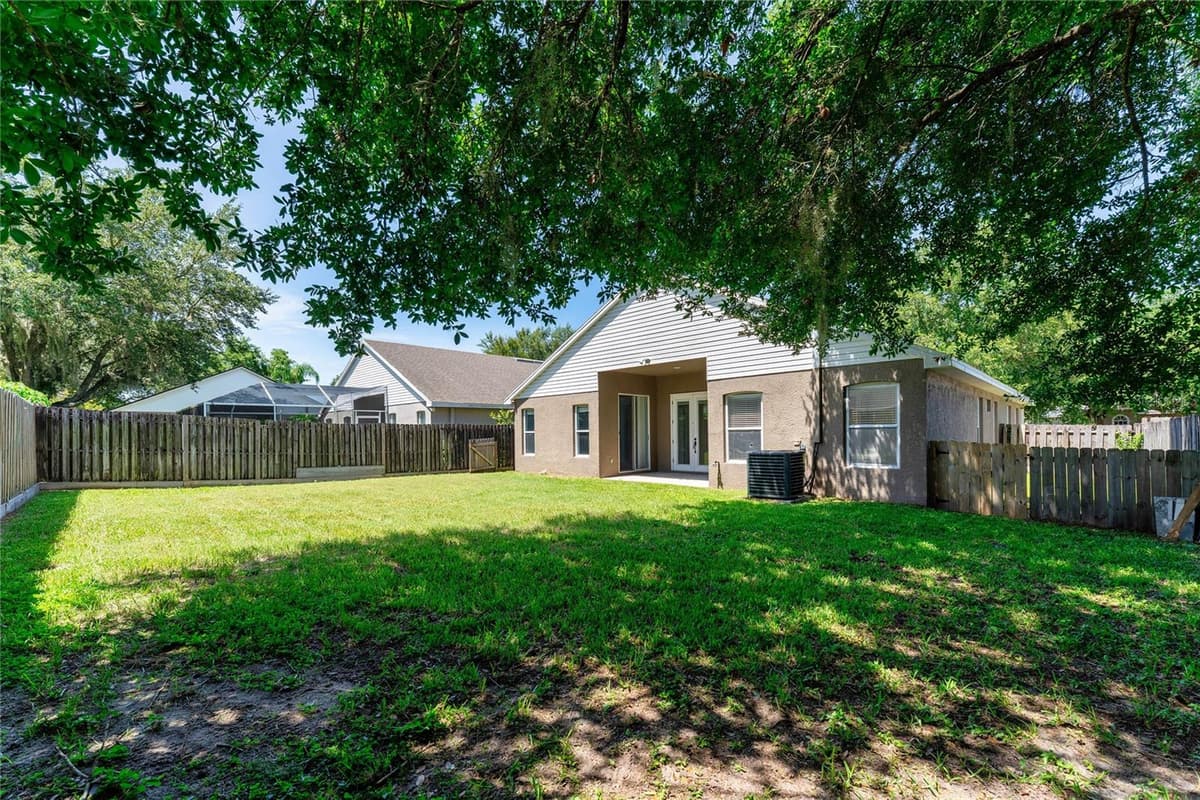 19520 MORDEN BLUSH DRIVE — photo 33 of 36