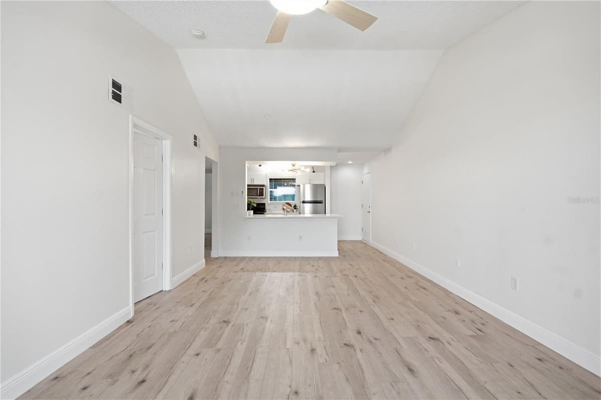 2500 WINDING CREEK BOULEVARD — photo 8 of 20
