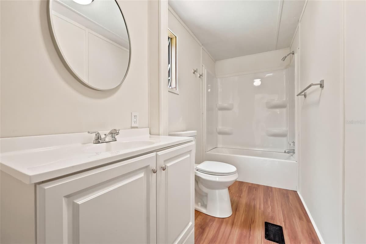 187 PEACH GLEN — photo 17 of 31
