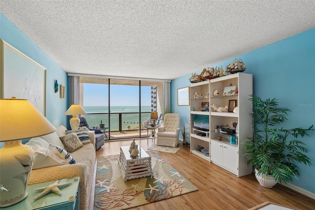 450 GULFVIEW BOULEVARD — photo 11 of 46