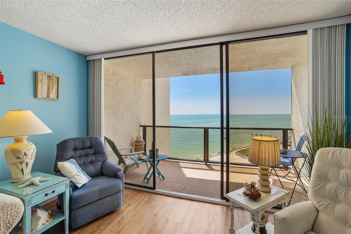450 GULFVIEW BOULEVARD — photo 7 of 46