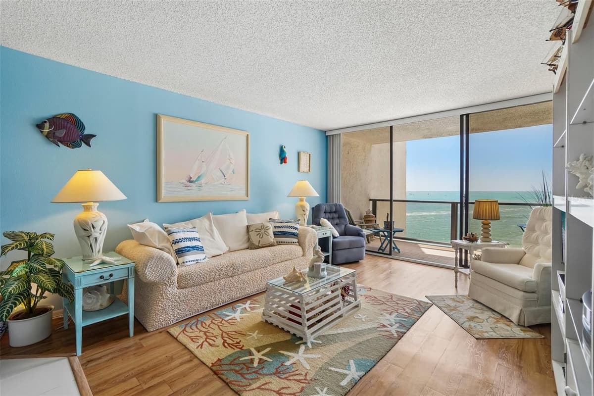 450 GULFVIEW BOULEVARD — photo 9 of 46