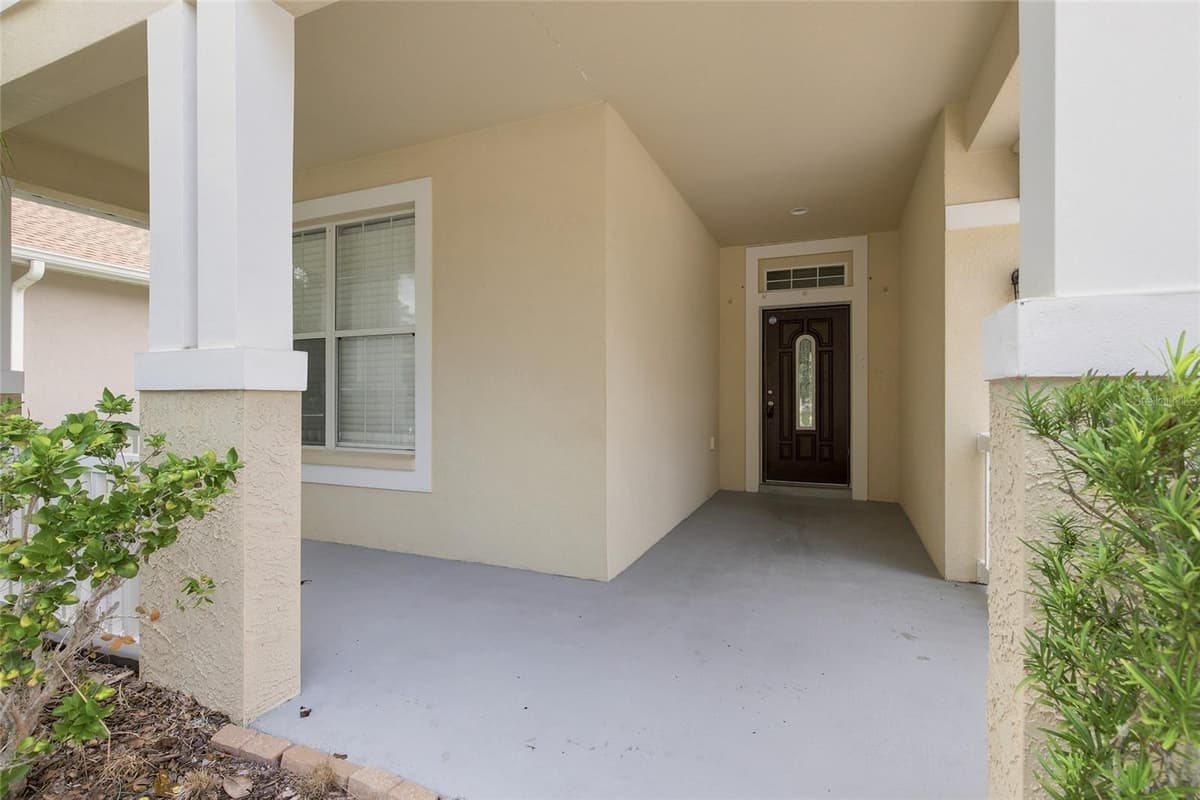 7806 GRASMERE DRIVE — photo 3 of 43