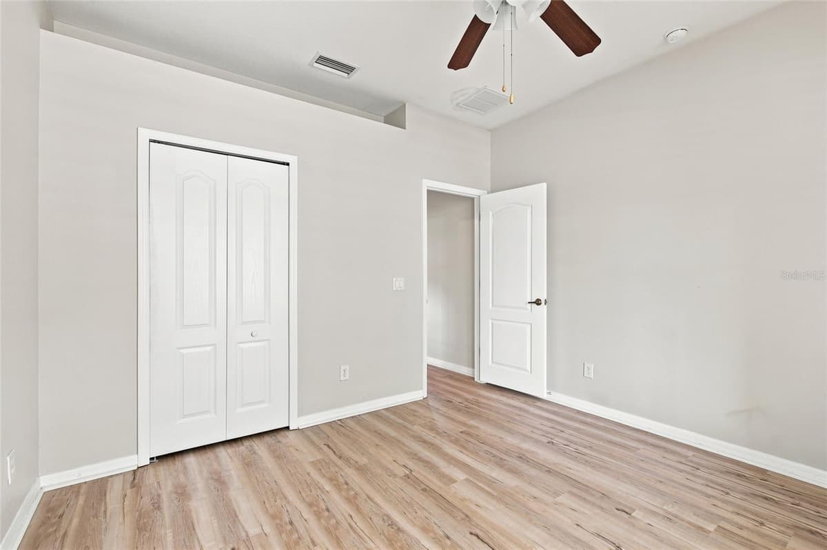 7806 GRASMERE DRIVE — photo 24 of 43